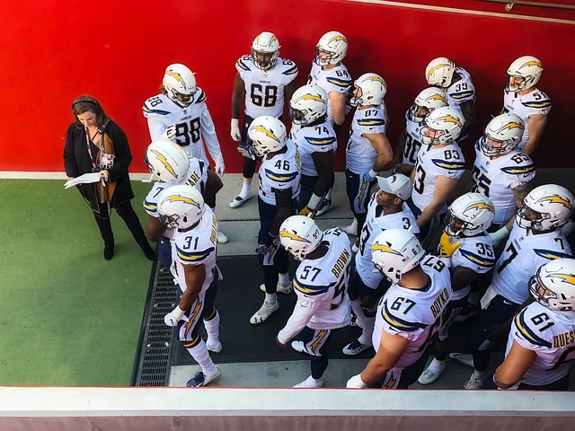 交换策略在 交换策略在